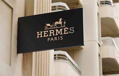 Hermès Pay & Benefits reviews .